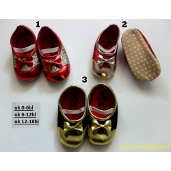 Sepatu Baby Pipi Mimi Polos Glitter Pita Karet 0-6bl 6-12bl 12-18bl idr 40rb per psg ambil 3 @36rb x 3pc